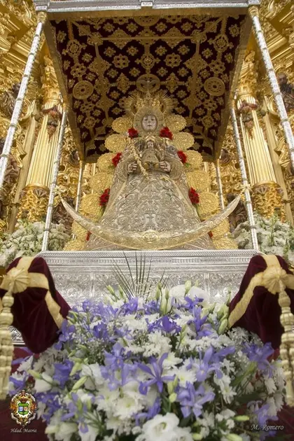 Virgen en su paso 2017 M-Romero-26