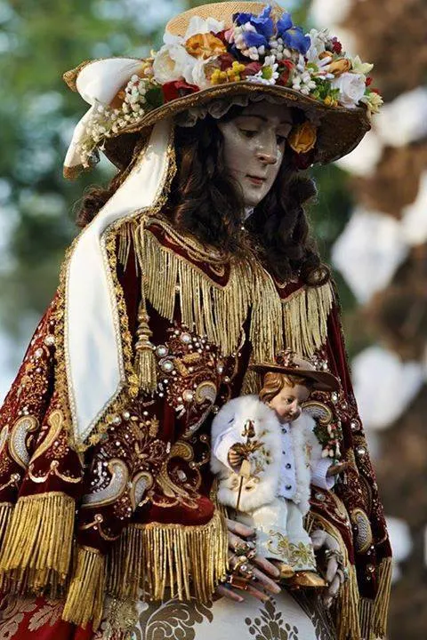 La Virgen del Rocio-pastora-rocio-villa