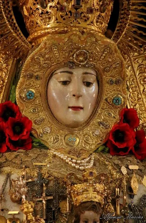 Virgen en su paso 2017-16
