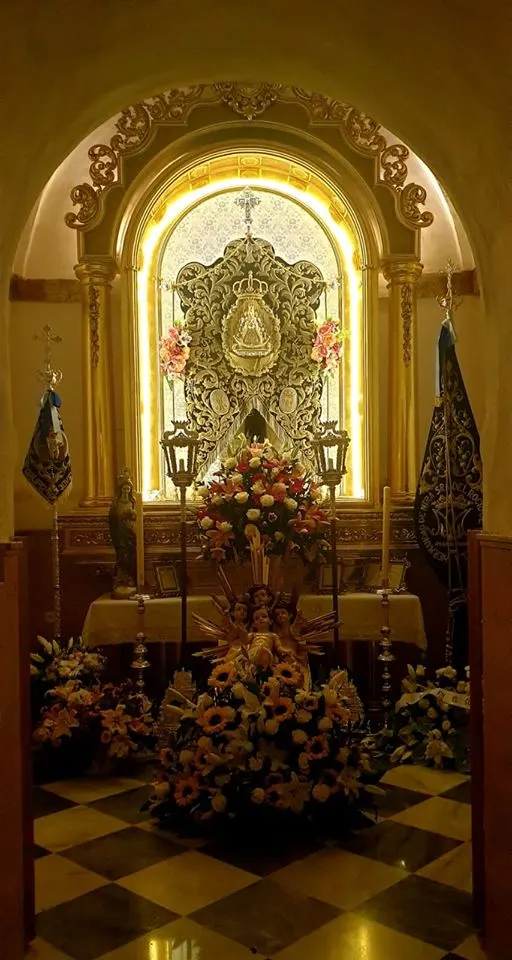 Marbella altar rocio 2020