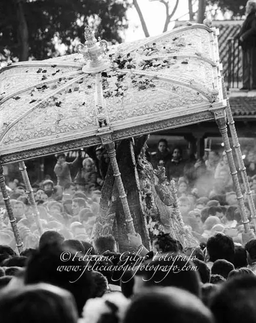 La Virgen del Rocio-3-rocio.com-virgen-lunes-de-pentecostes-25-feliciano