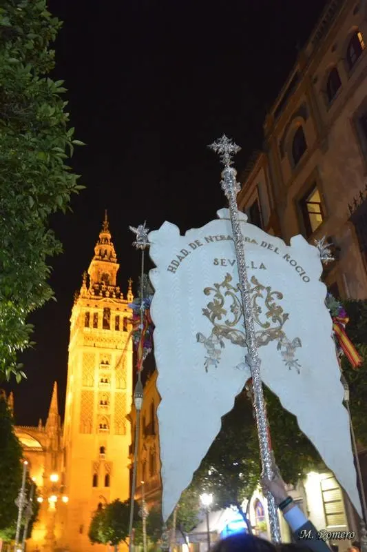 Traslado simpecado Sevilla 2015-22