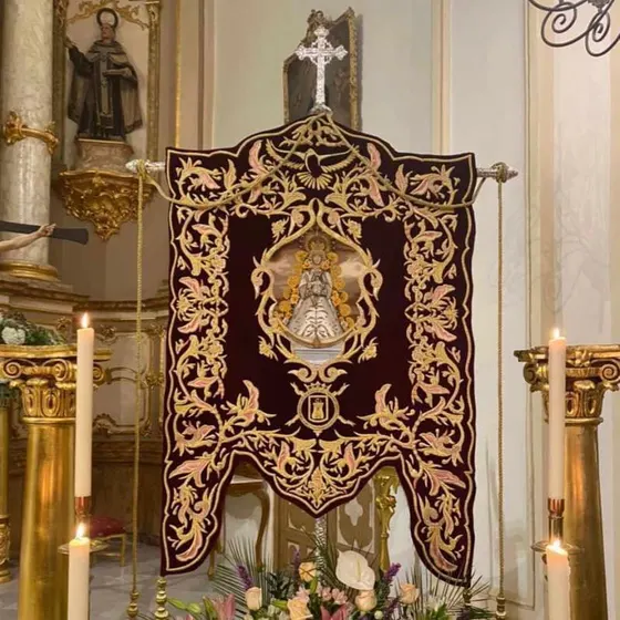 Simpecado de la Hermandad de Lorca-Murcia