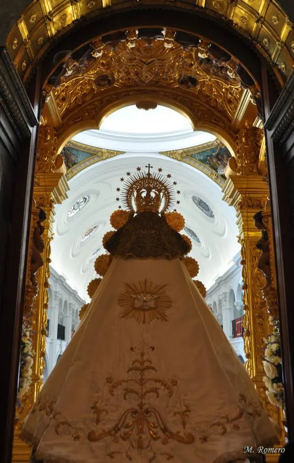 La Virgen del Rocio-3-rocio.com-virgen-manolo romero 2