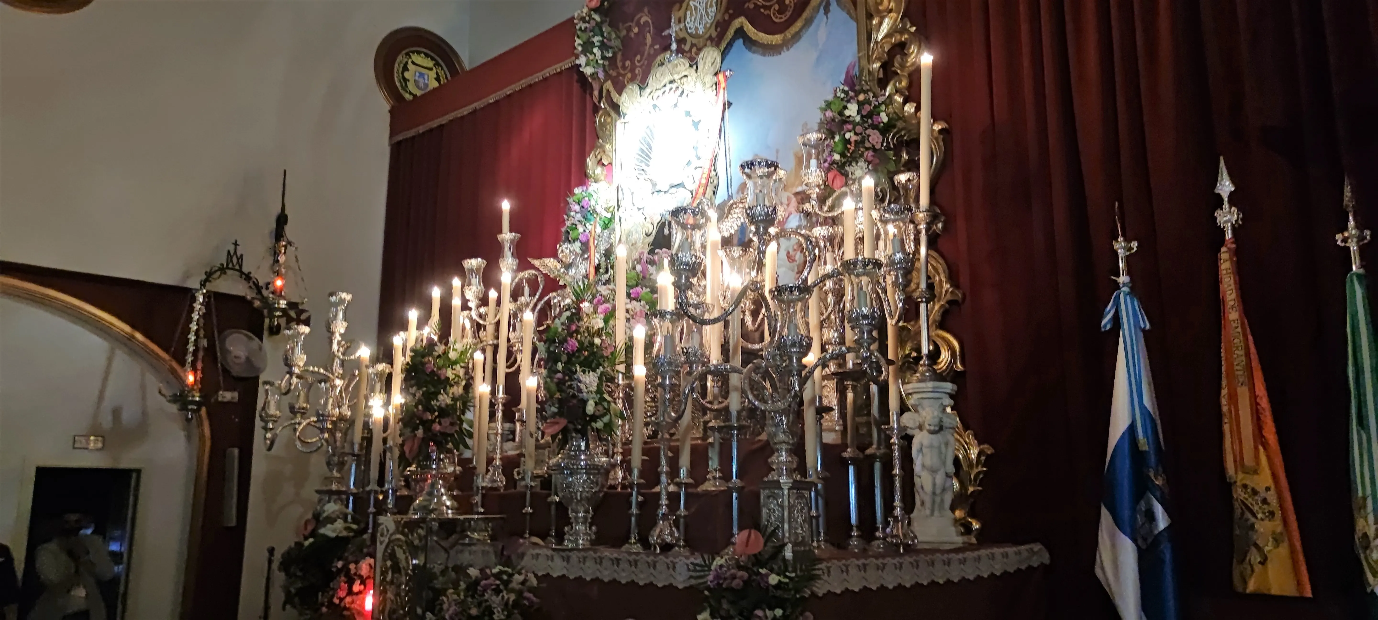 Altar cultos rocio emigrantes 2021