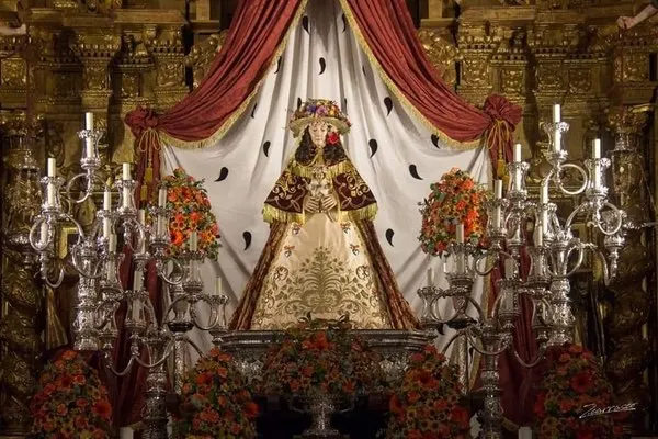 Altar rocio 2022-olivares