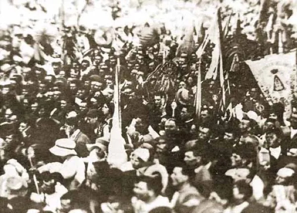 Procesion del lunes 1919-PUBLICO