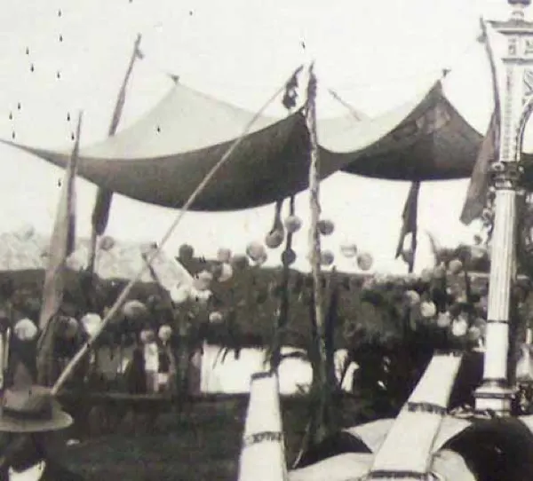 Coronacion toldo