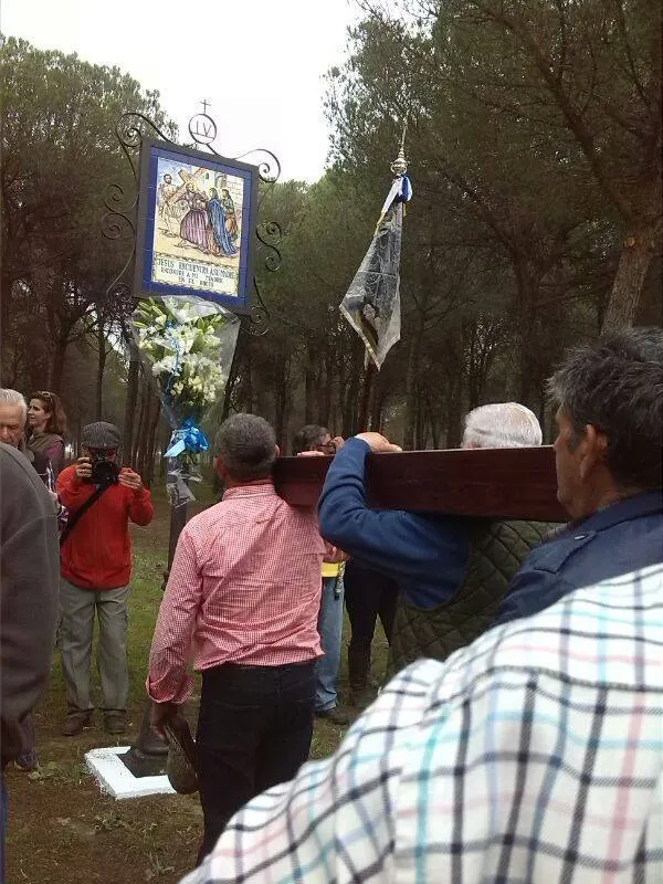 5183-viacrucis-2014-15