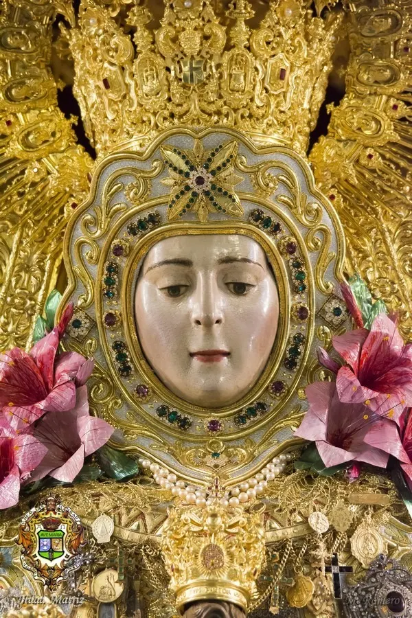10-Virgen rocio preparada para romeria 2019-1