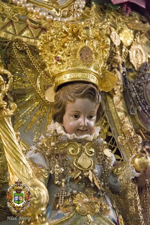 18-Virgen rocio preparada para romeria 2019-1
