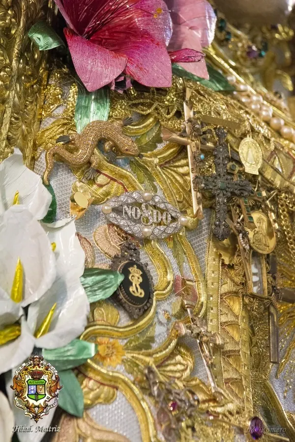33-Virgen rocio preparada para romeria 2019-1