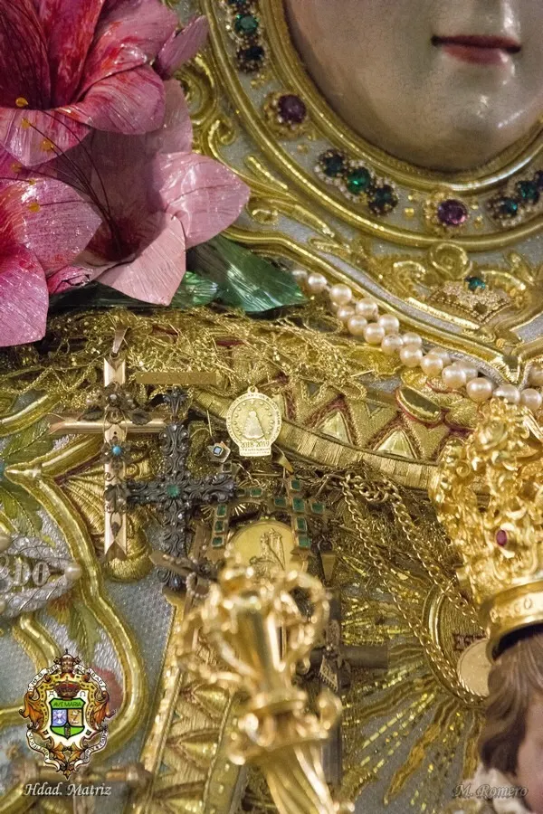 34-Virgen rocio preparada para romeria 2019-1
