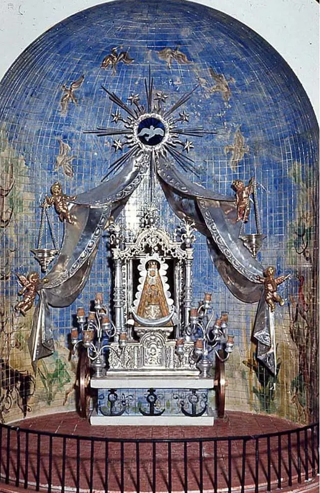 maqueta a escala) de retablo para Ntra. Sra. del Rocío por Juan Infante Galán