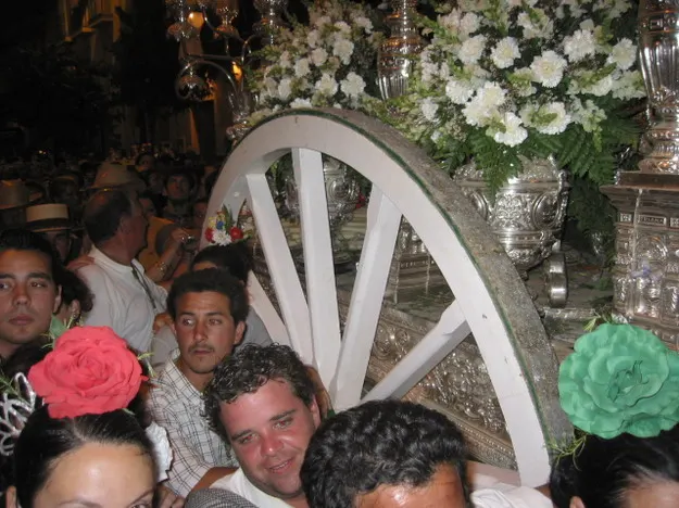rocio-2008-triana-2008-04