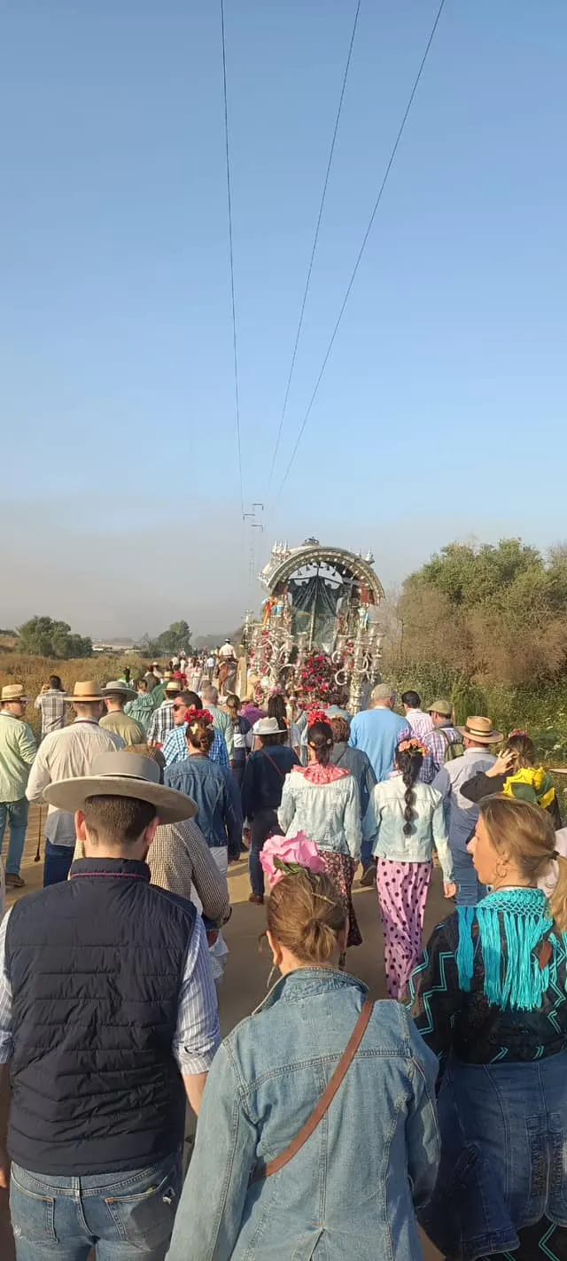 Osuna-2-Momentos del camino rocio 2023