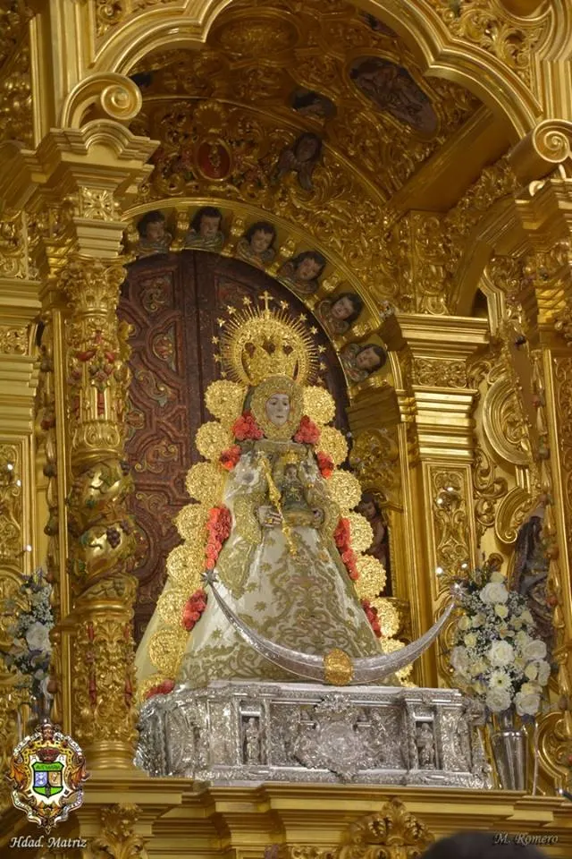2015-Primer día de Triduo Preparatorio del Rocío Chico-18