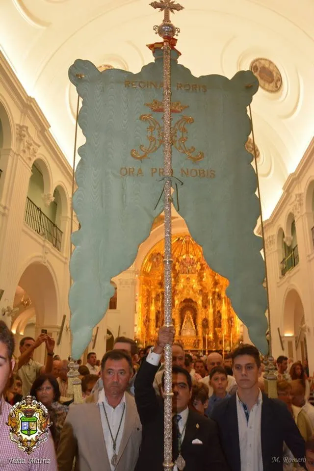 2015 Santo Rosario y Salve Popular Rocio Chico-10