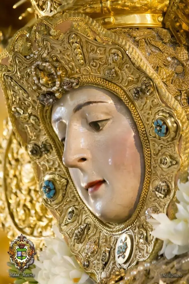Virgen paso 2016-21