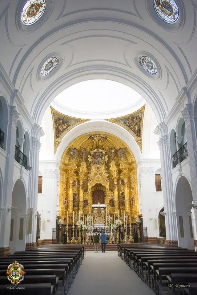Virgen en su paso 2017 M-Romero-1