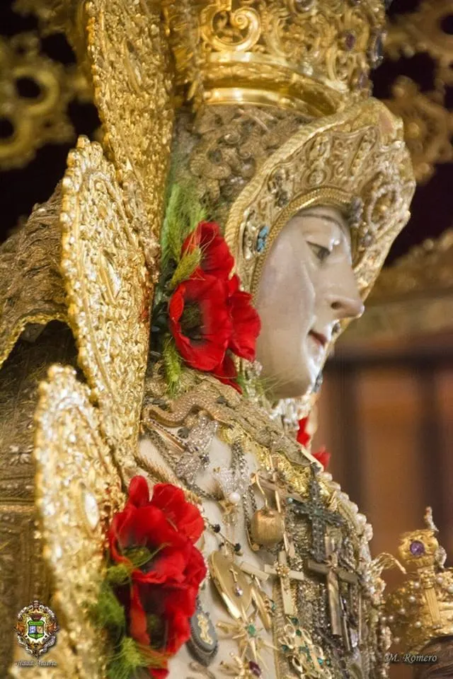 Virgen en su paso 2017 M-Romero-19