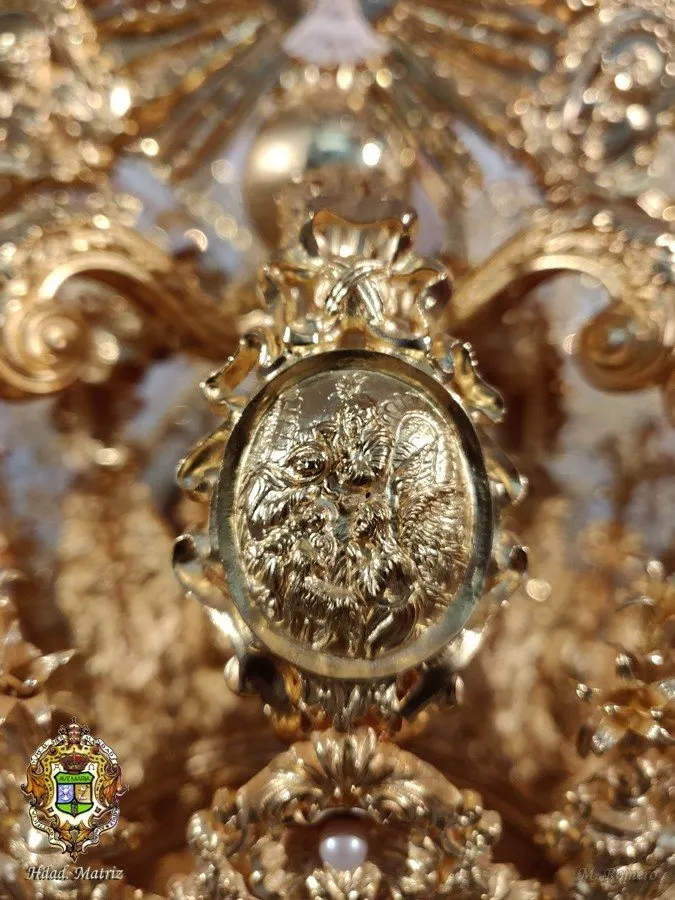 Corona virgen rocio 2019-10