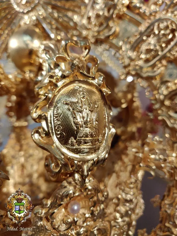 Corona virgen rocio 2019-22