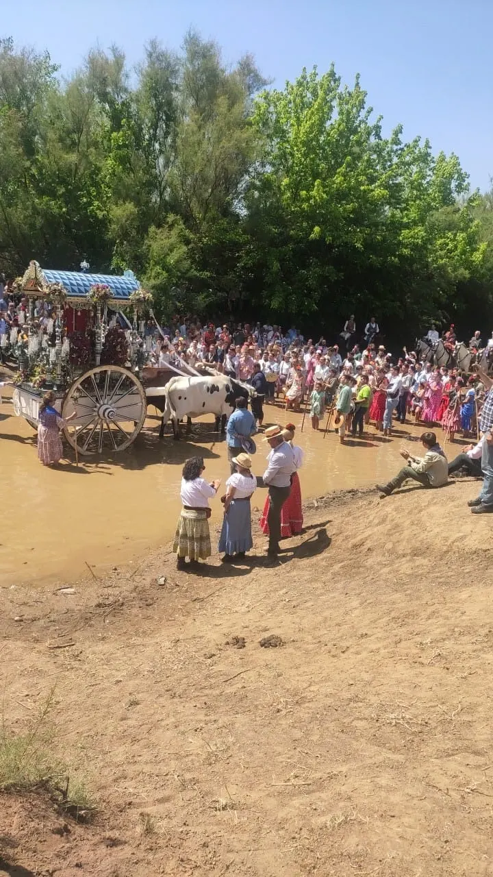 Carmona-1-Momentos del camino rocio 2023