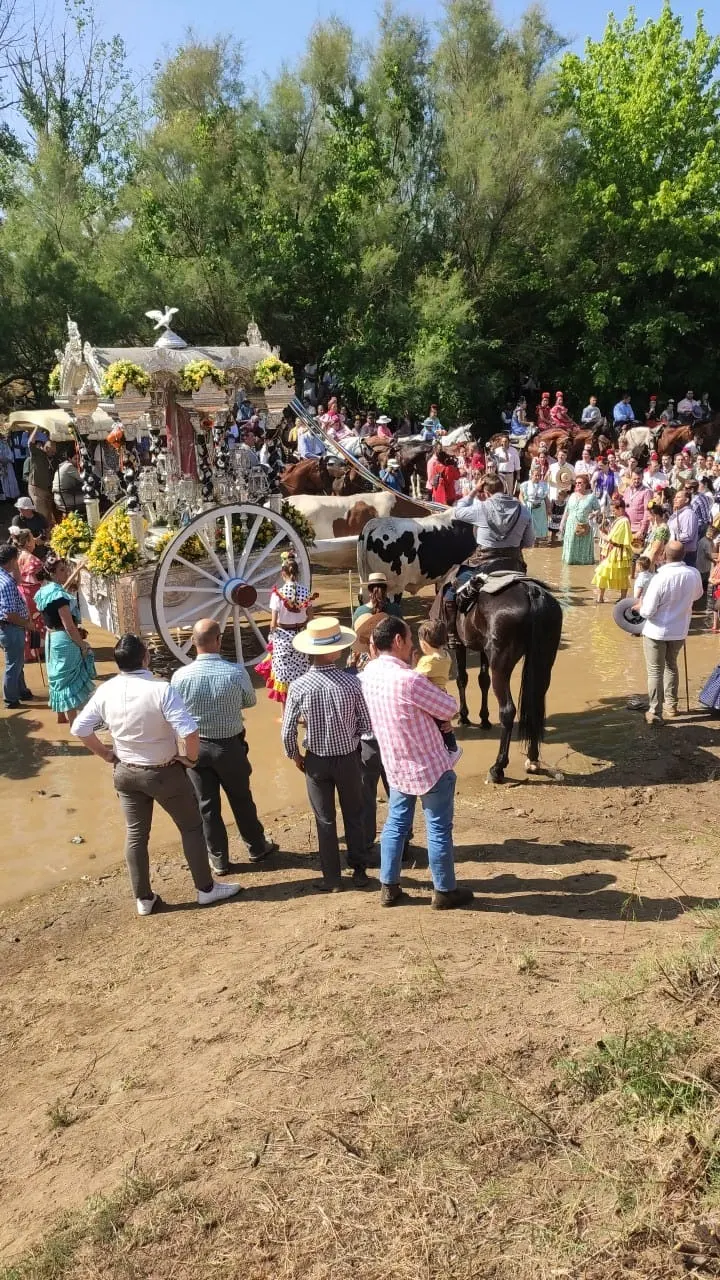 Gelves-3-Momentos del camino rocio 2023