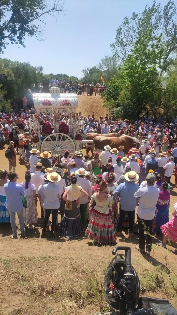 Macarena-3-Momentos del camino rocio 2023