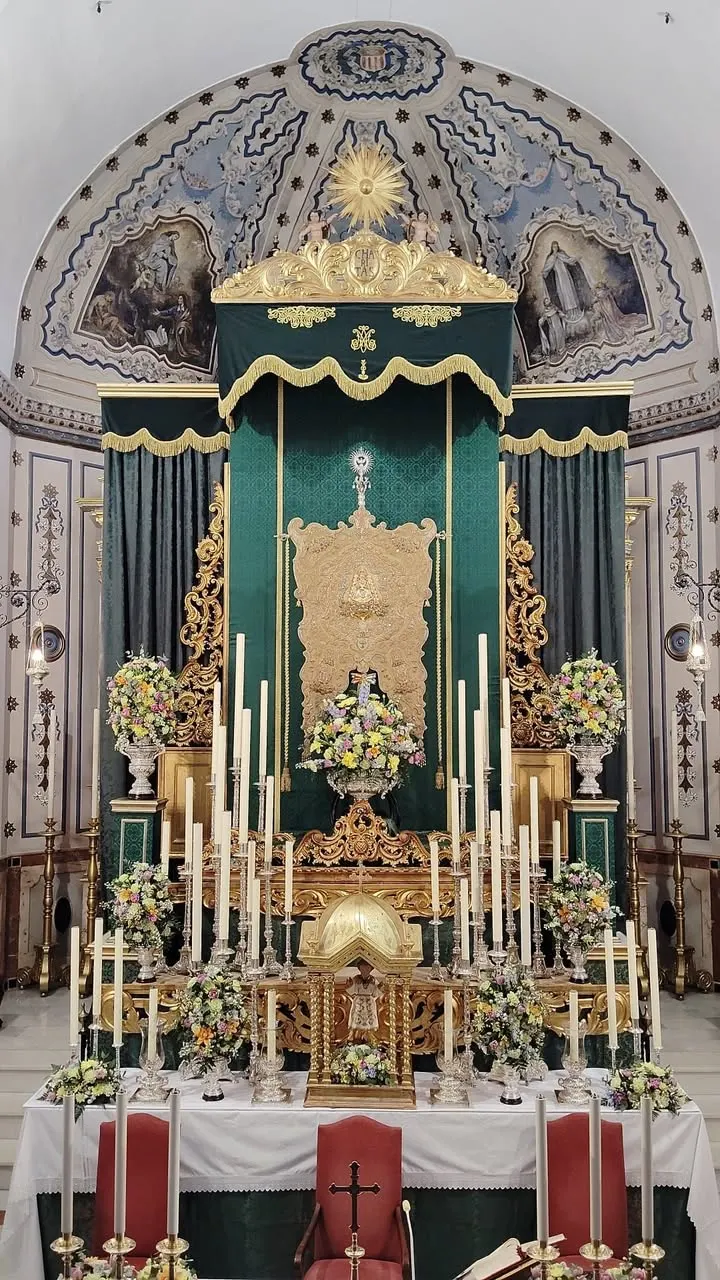 Altar de cultos rocio 2026-00007