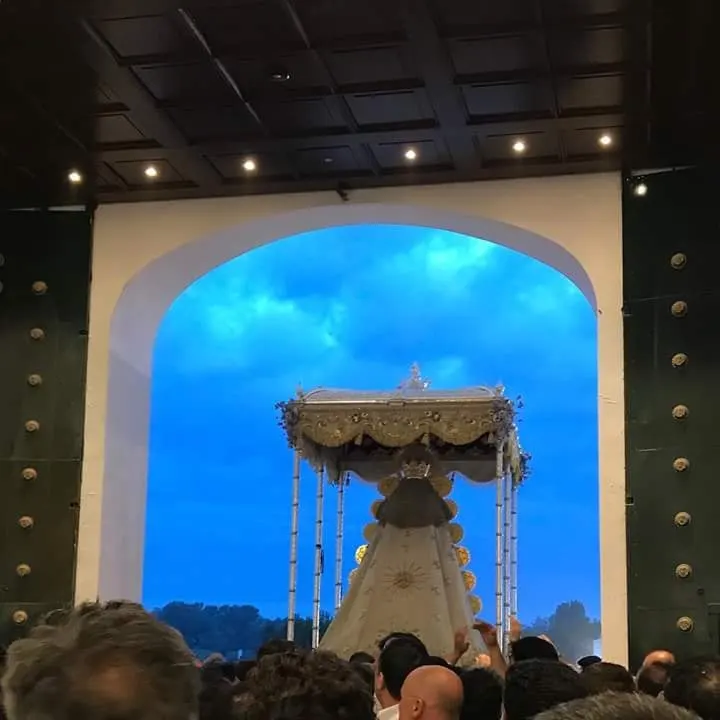 virgen en la calle 2018-13