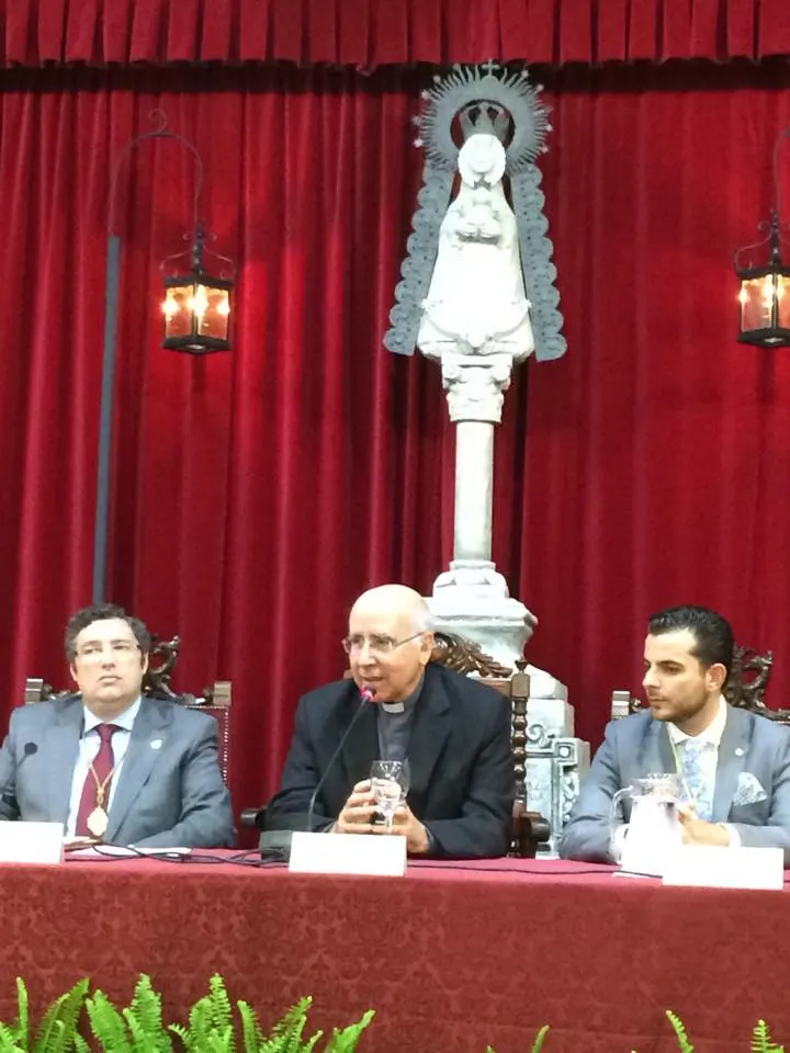 asamblea hermanos mayores 2015-8