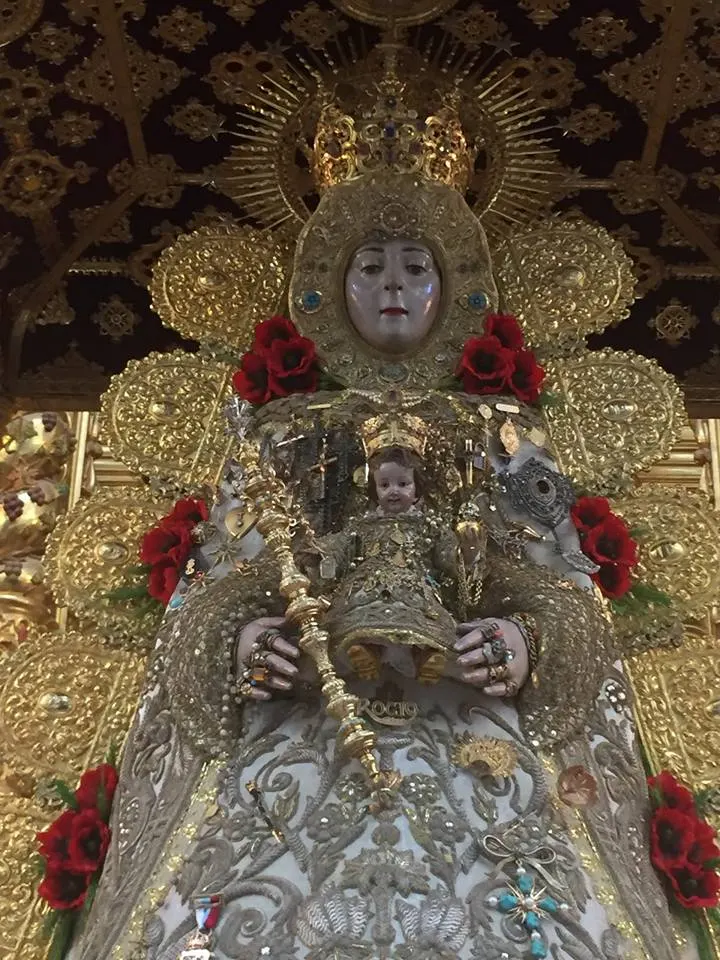 Virgen en su paso 2017-4