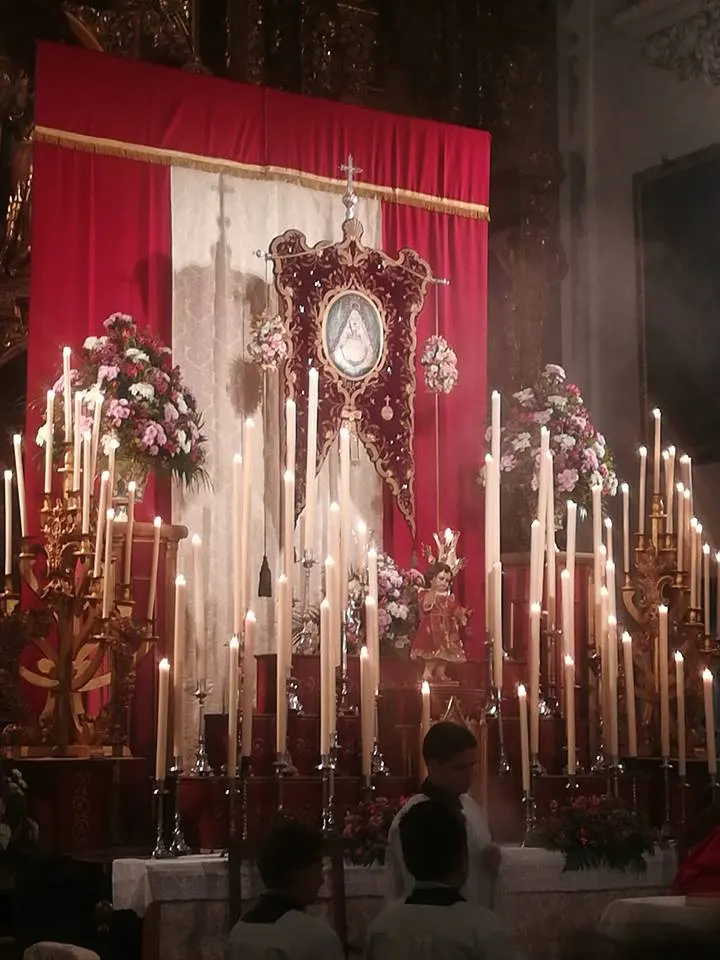 Carmona altar culto 2018
