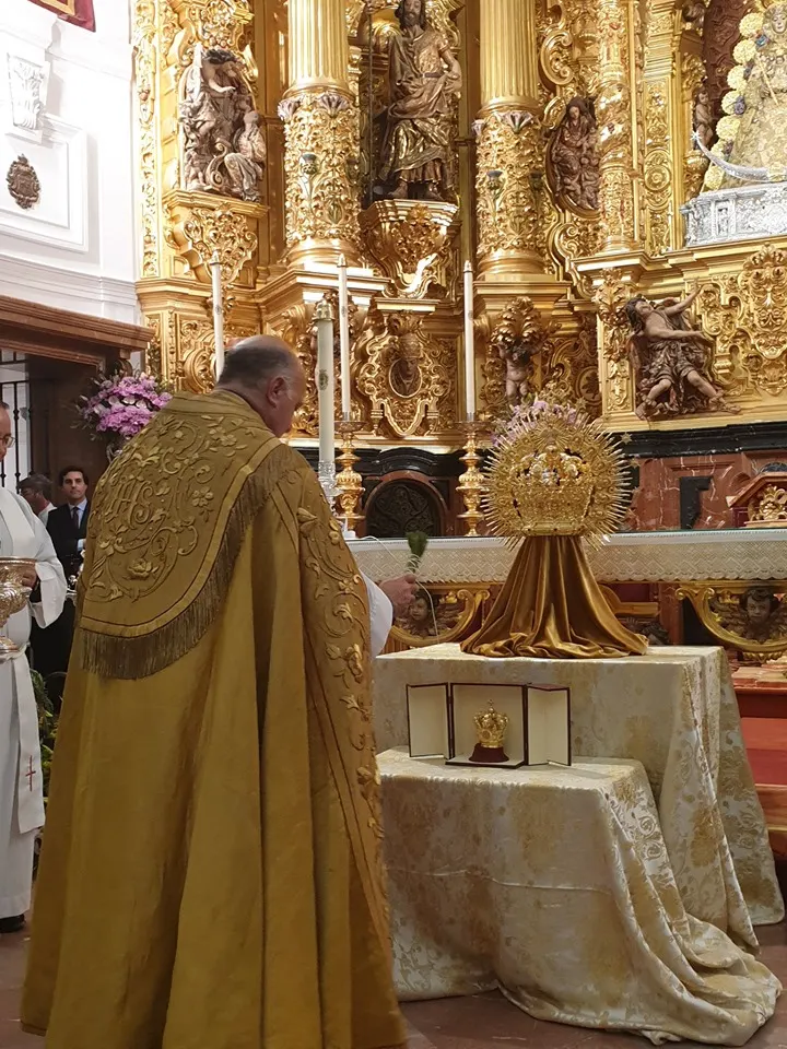 Corona de Amor rocio 2019-30