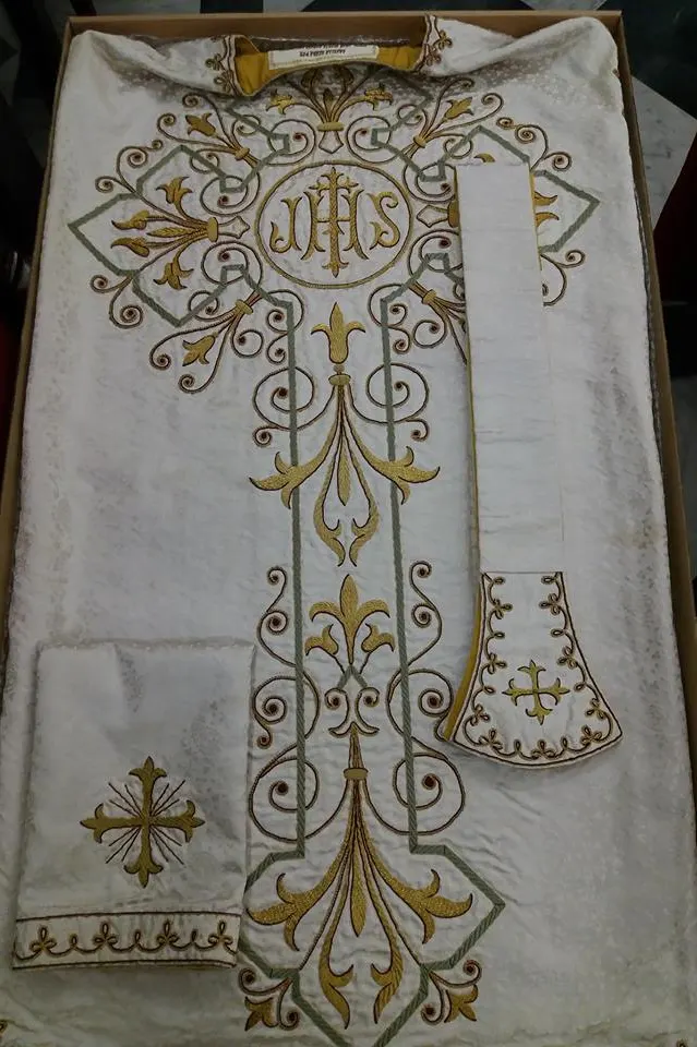 Casulla monsenor lahiguera-2