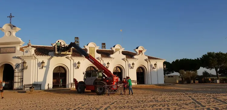 Preparativos centenario coronacion en el Real del Rocio-9