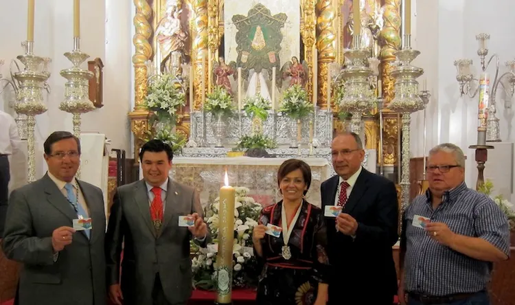 4548-Hdad-Rocio-Espartinas-2-Mayo-2013-1.jpg