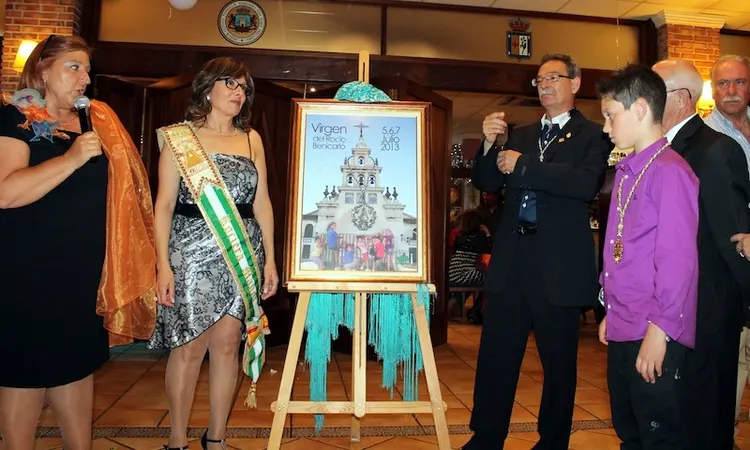 4655-benicarlo-El-Cartel-del-Rocio-2013,-ya-descubierto,-la-autora-Pilar-Tafalla,-Explicando-el-Cartel.JPG