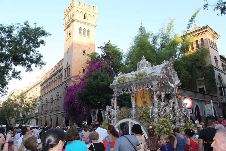 Rocio Macarena entrada 2015-IMG_2998