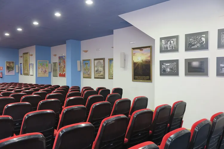 decoracion del salon de actos matriz carteles-4