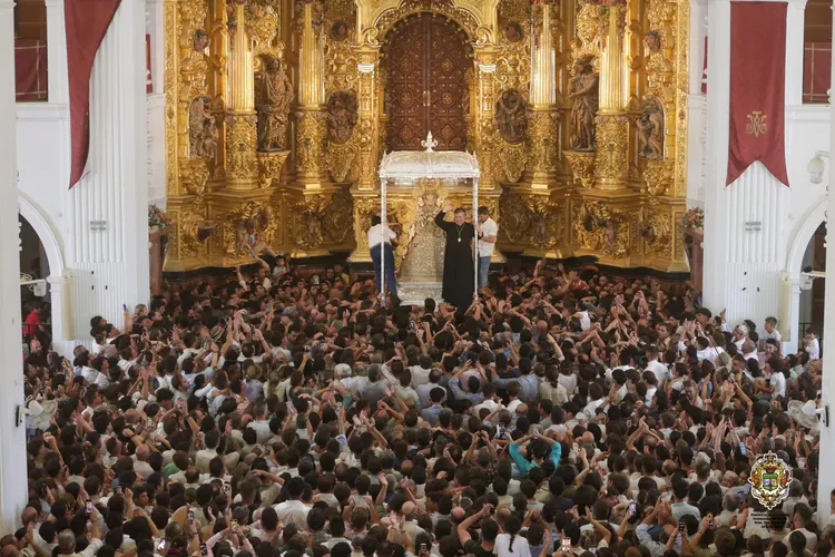 entrada virgen rocio romeria 2025-2