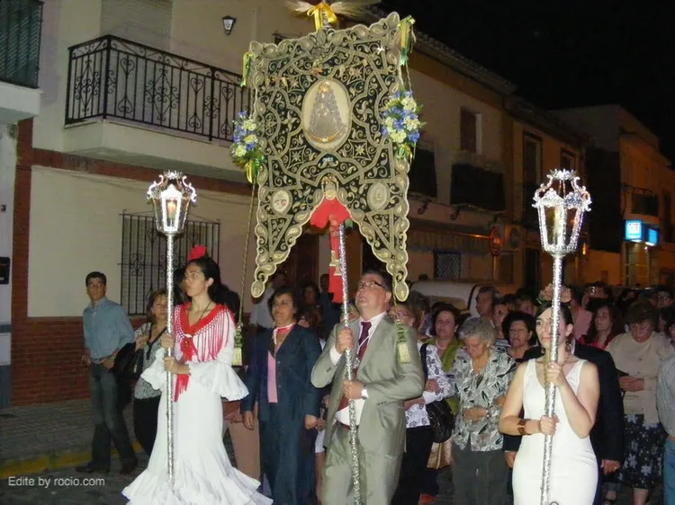 1996-traslado-simpecado-rocio-gines.jpg