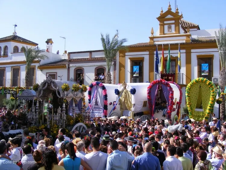 2189-salida-carretas-gines2010_redimensionar.jpg
