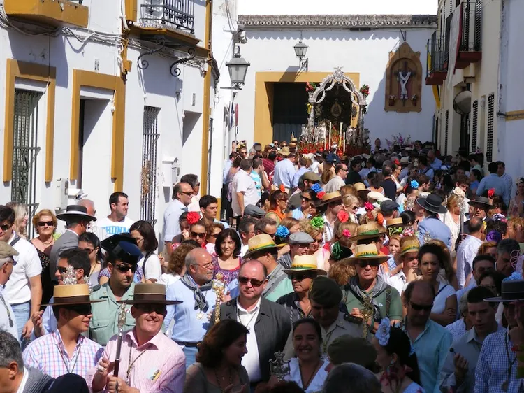 3776-salida-carretas-gines2011.jpg