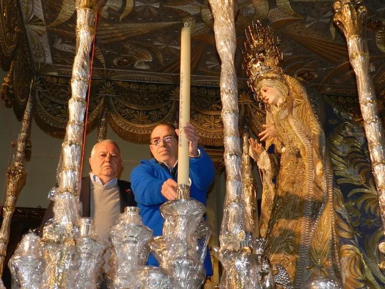 4430-Virgen-de-los-angeles-Cirio-Donantes-16-Marzo-2013-1.jpg