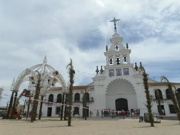 preparativos traslado virgen rocio 2019-27