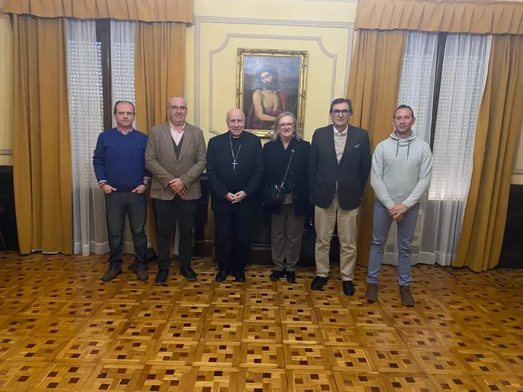 emigrantes reunion obispo aniverasrio