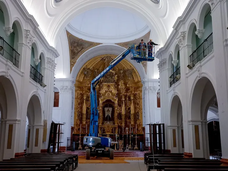Trabajos de limpieza en santuario rocio 2022-1